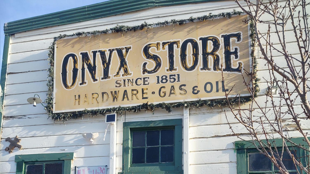 Onyx Store, Onyx, Calif. (FILE)