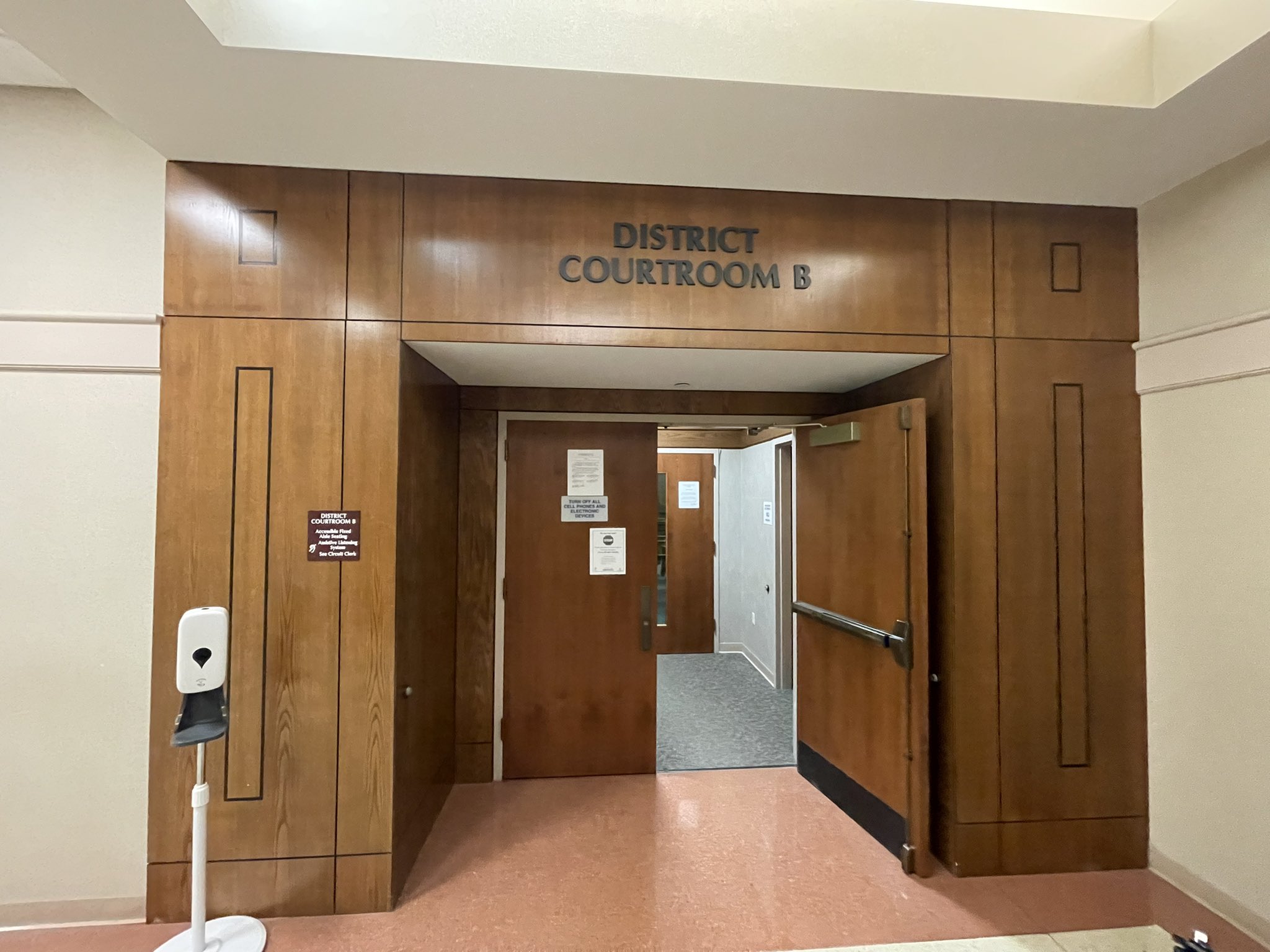 courtroom.jpg