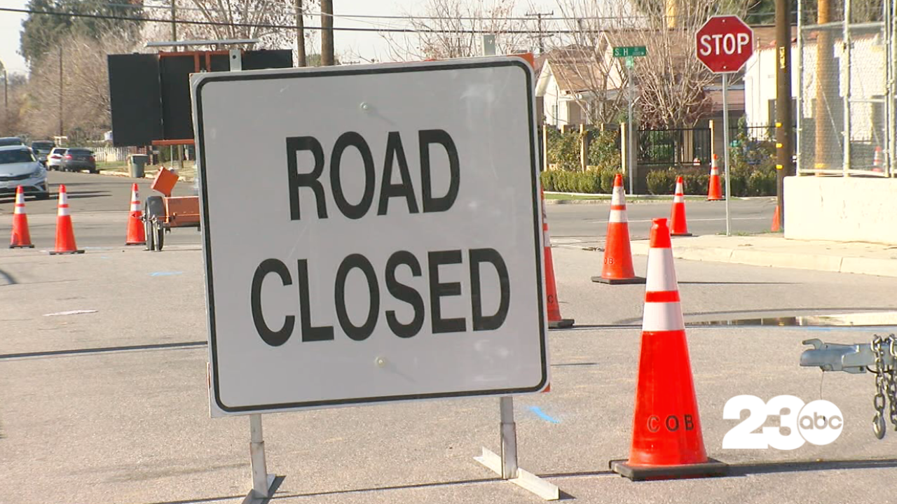 Road Closed Sign (FILE)