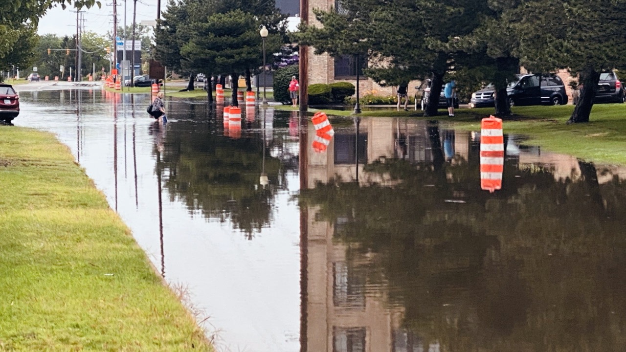 seaway drive flooded.jpg
