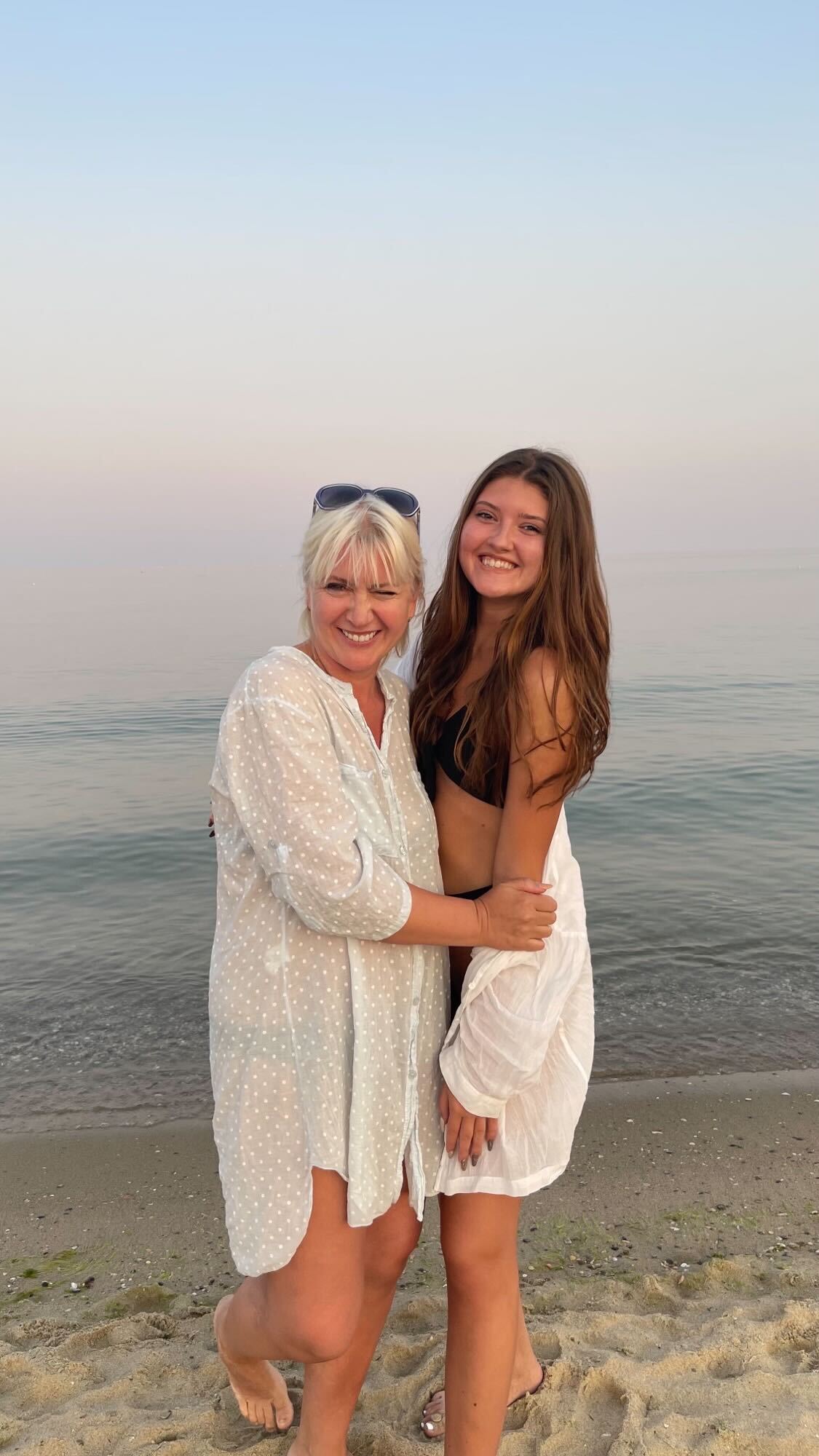 Karyna Builova and her mother 