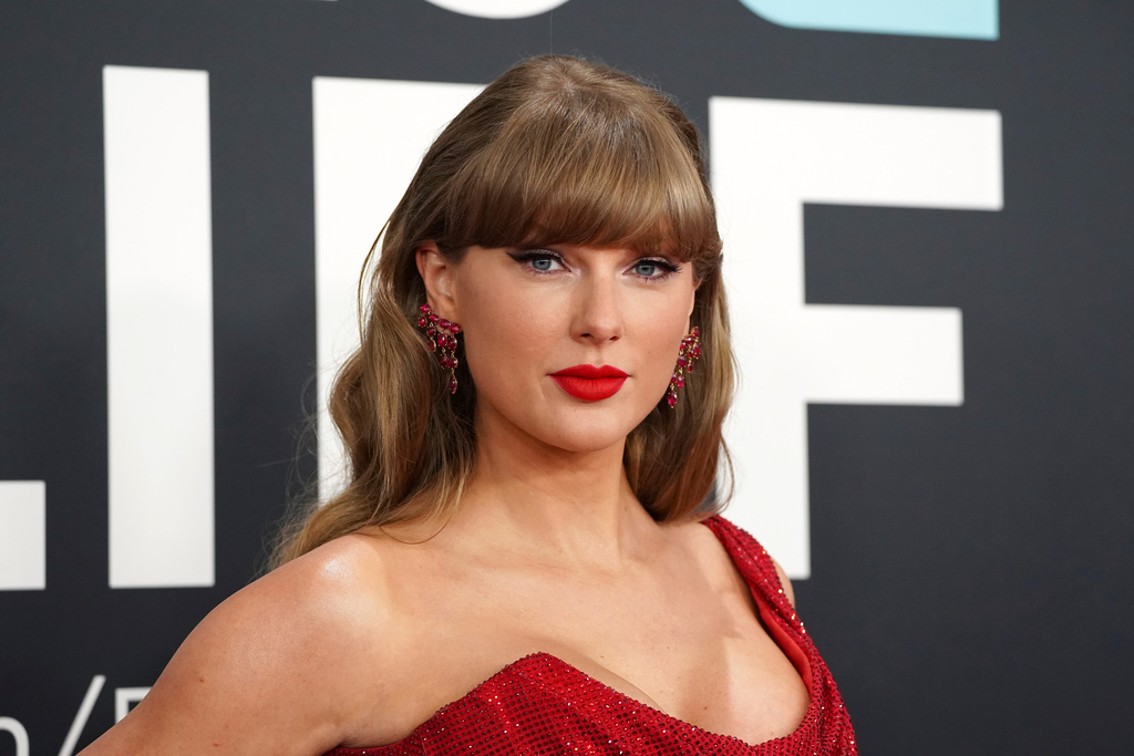 Taylor Swift arrives at the 67th annual Grammy Awards on Sunday, Feb. 2, 2025, in Los Angeles. 