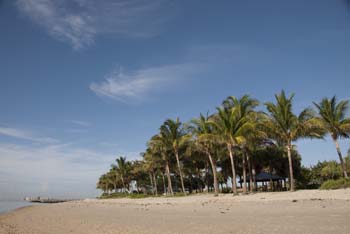 Peanut Island shore