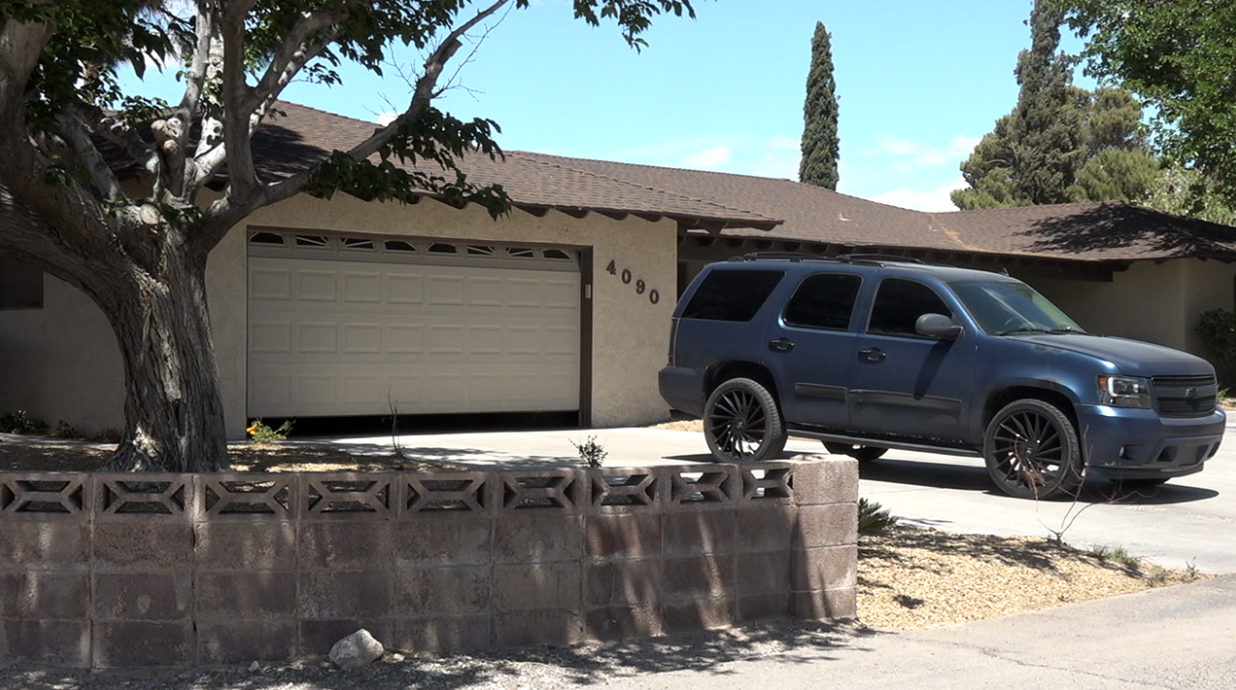 South Las Vegas residents complain of alleged ‘sex club’ taking over neighborhood