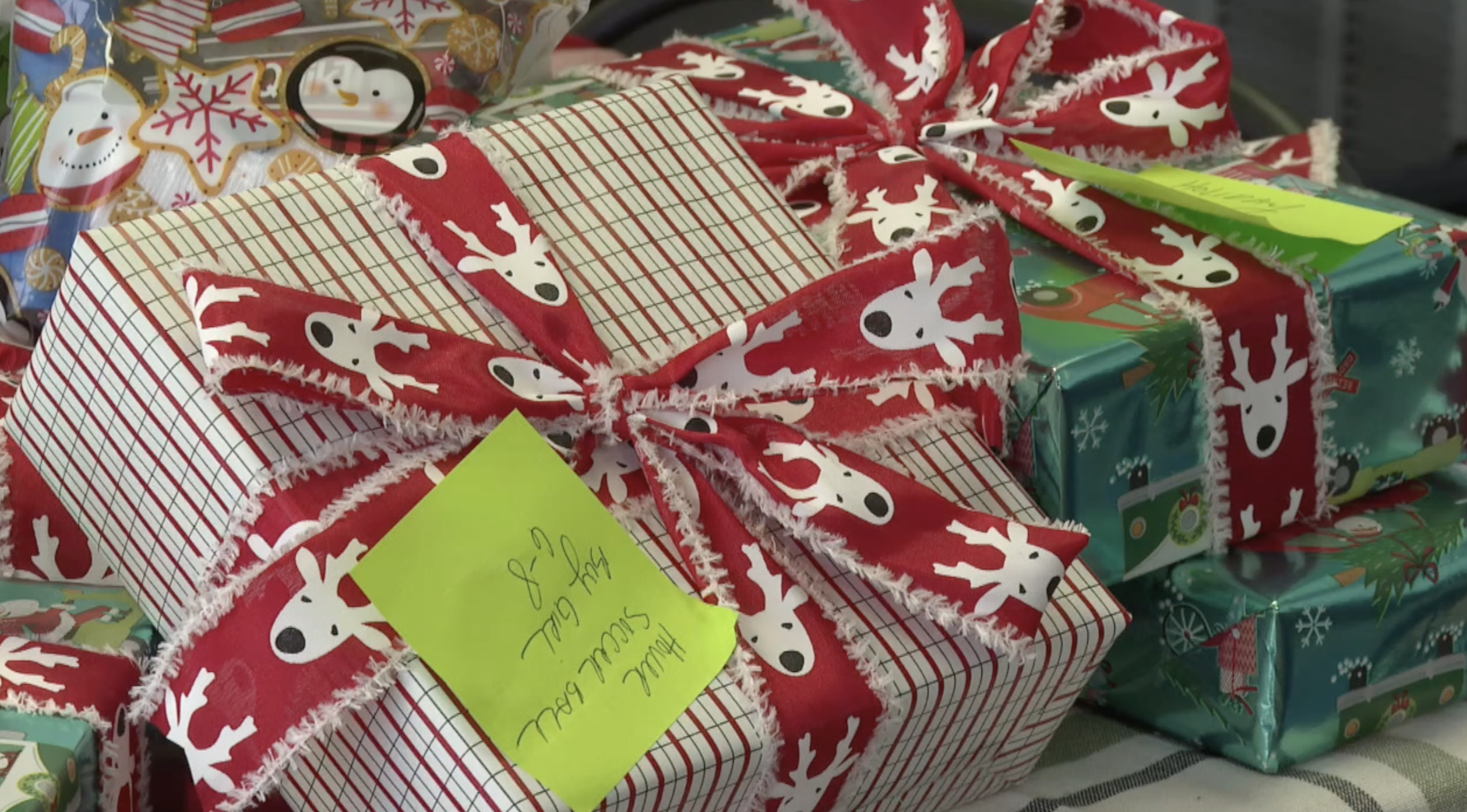 City lights Christmas under the bridge