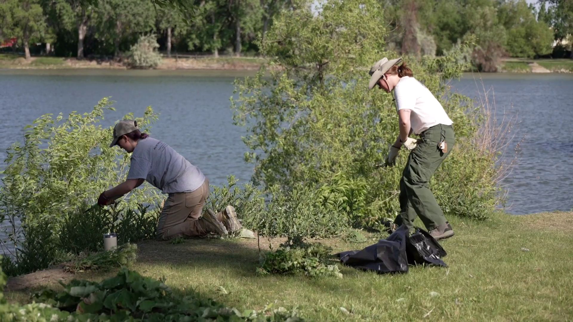 Volunteers help clean parks around Great Falls