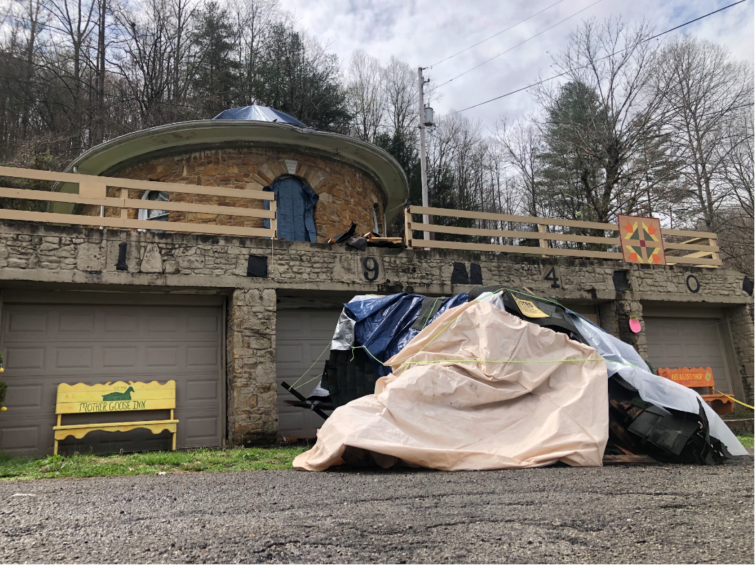 Tarps shelter.PNG