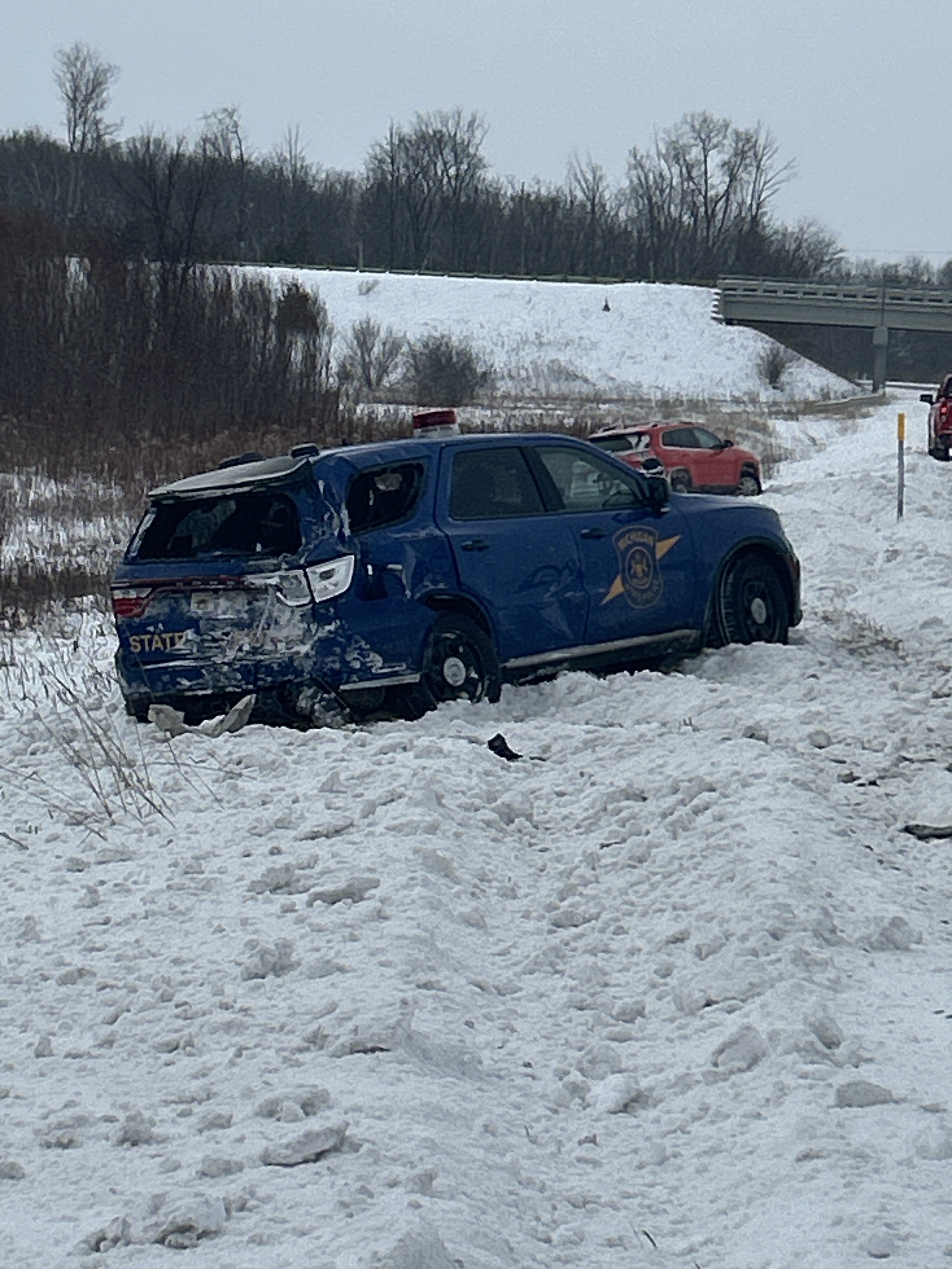 MSP Cruiser hit on US-127 2.jpg