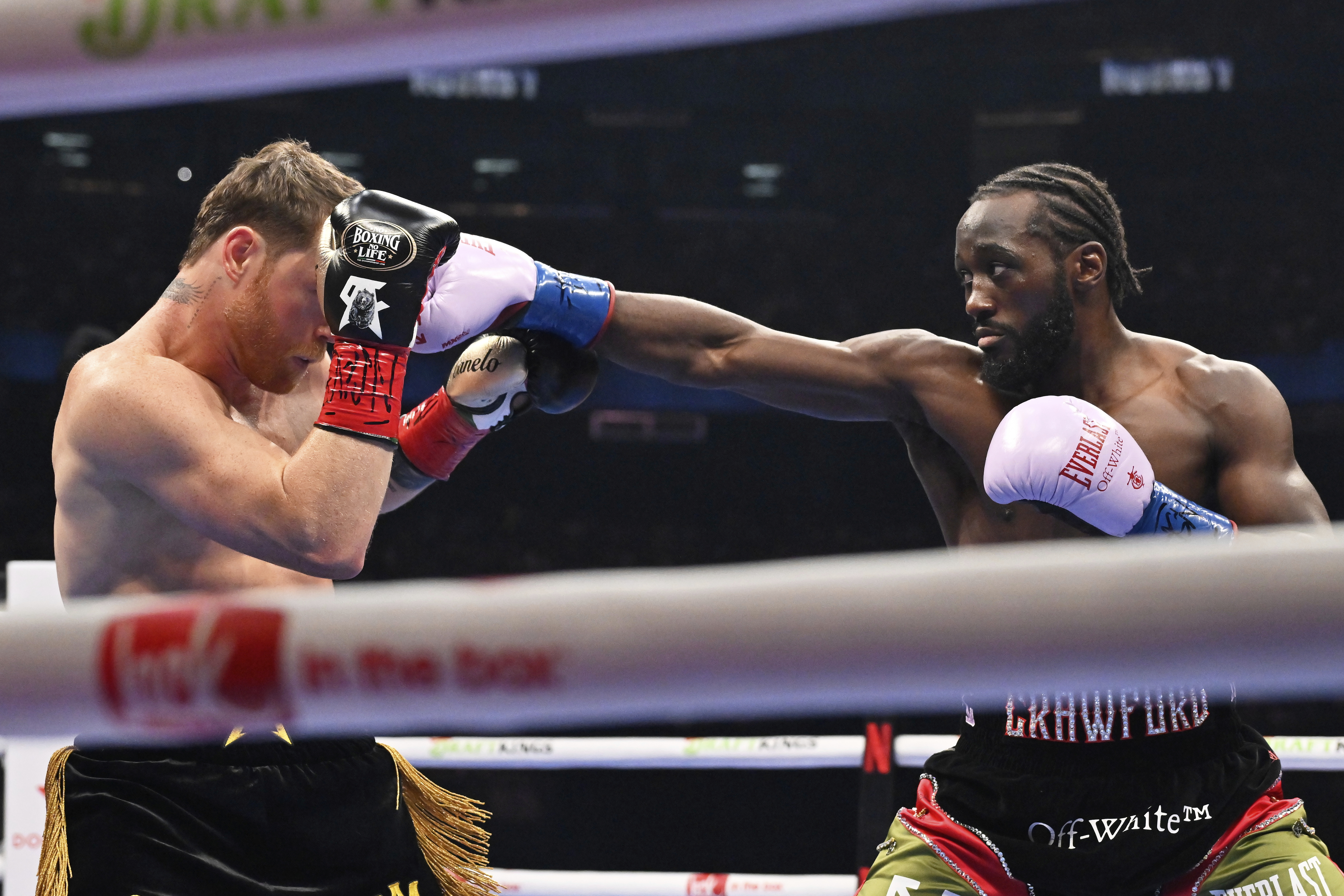 Alvarez Crawford Boxing
