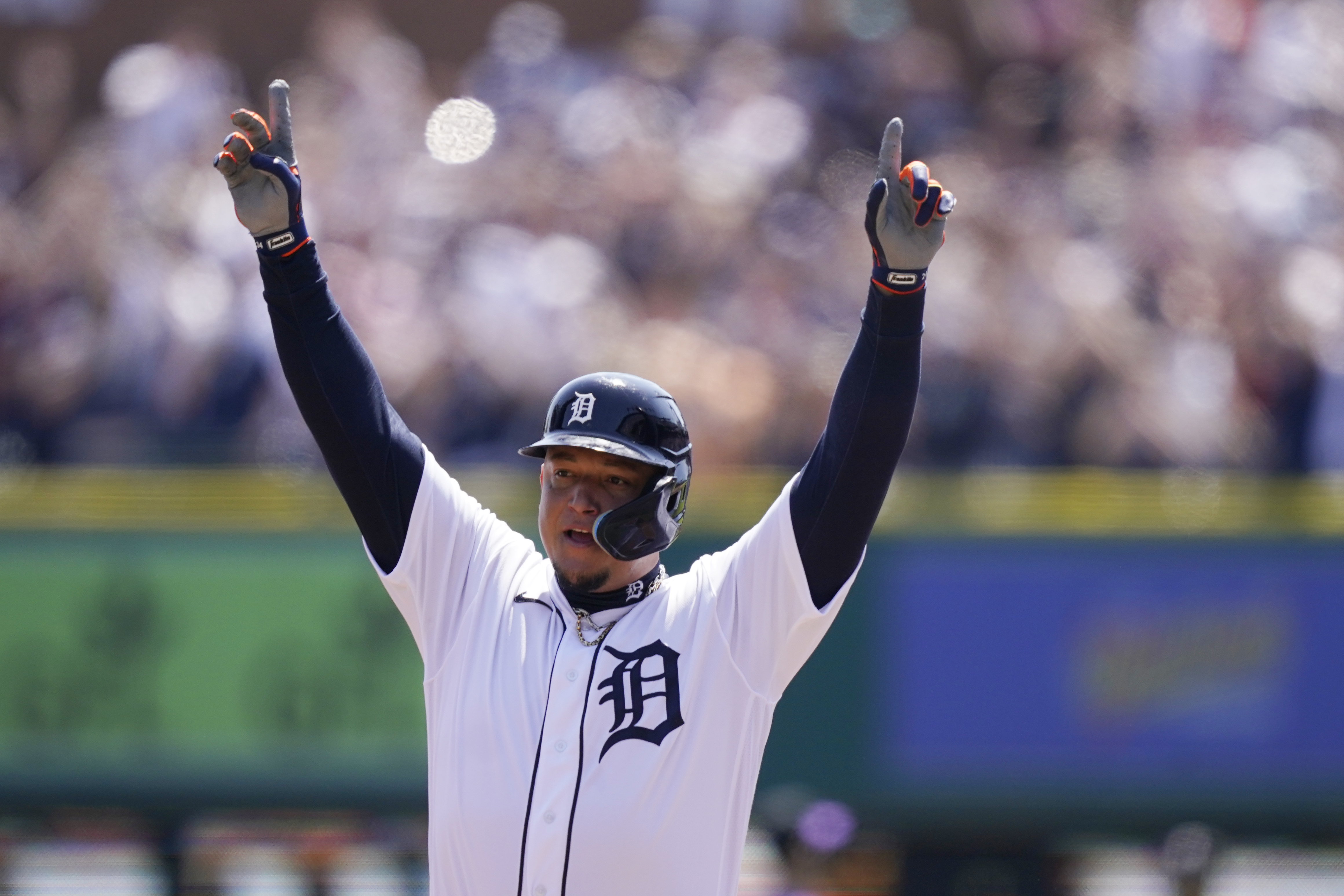 Miguel Cabrera 3000th hit Rockies Tigers Baseball