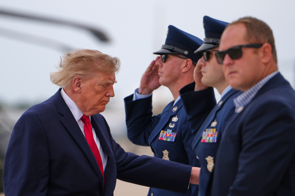 President Donald Trump boards Air Force One, Saturday, Sept. 26, 2026, at Joint Base Andrews, Md.
