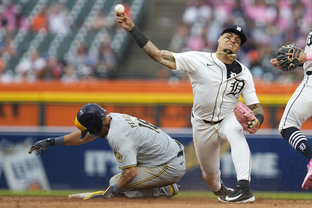Brewers Tigers Baseball Javier Baez