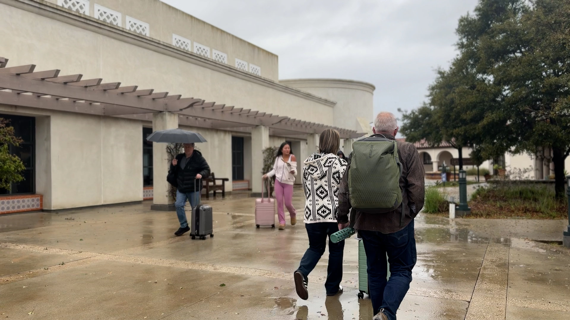 AIRPORT RAIN.jpg