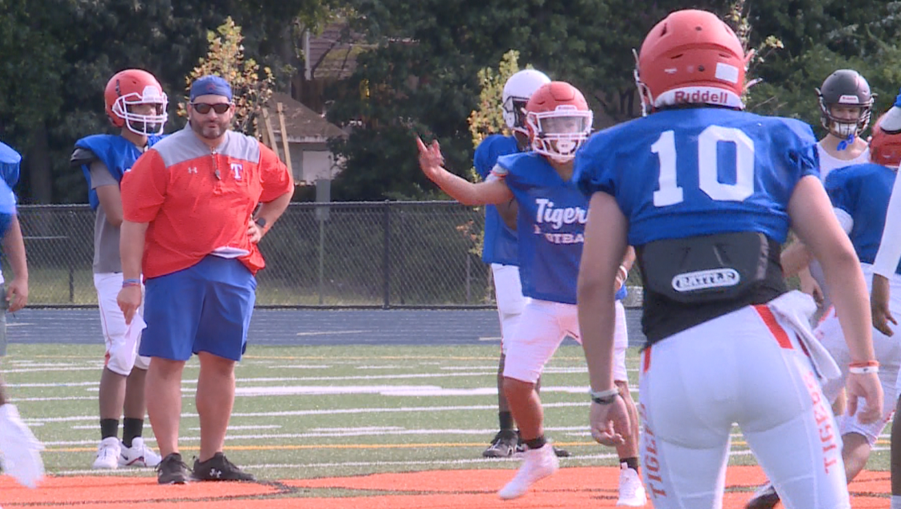 Tucker High School 02.jpg