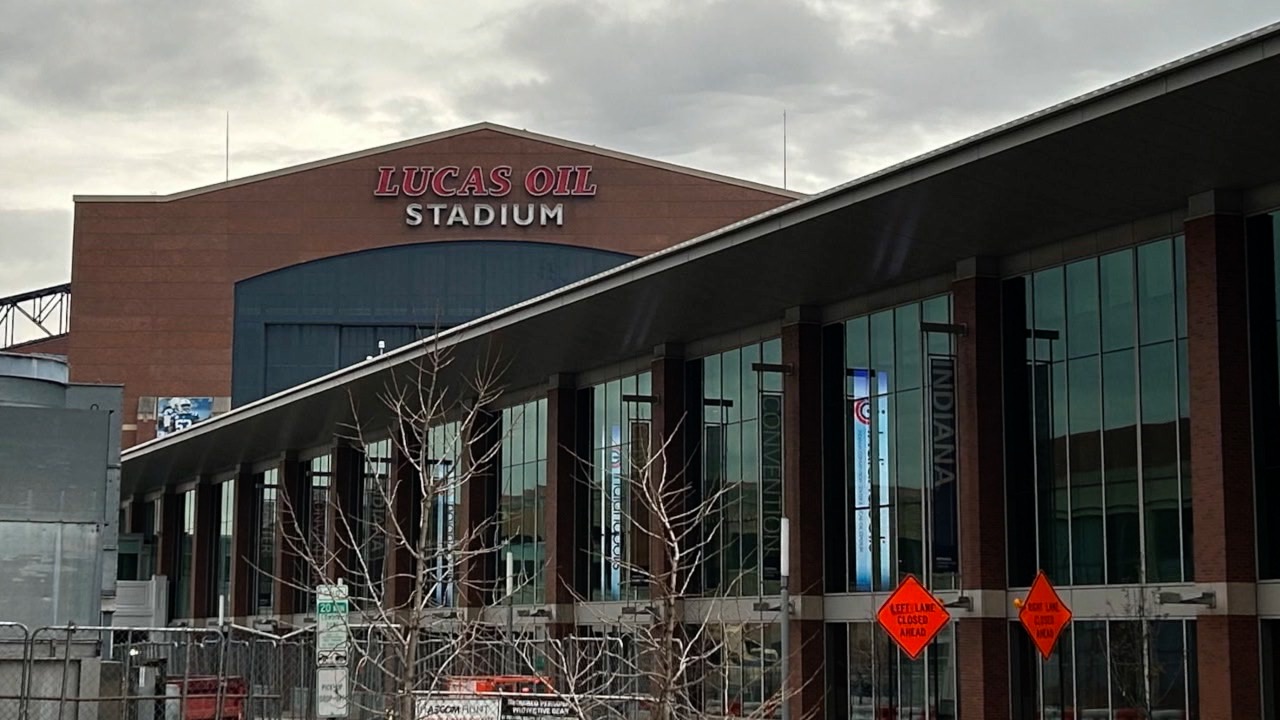 Lucas Oil Stadium.jpg