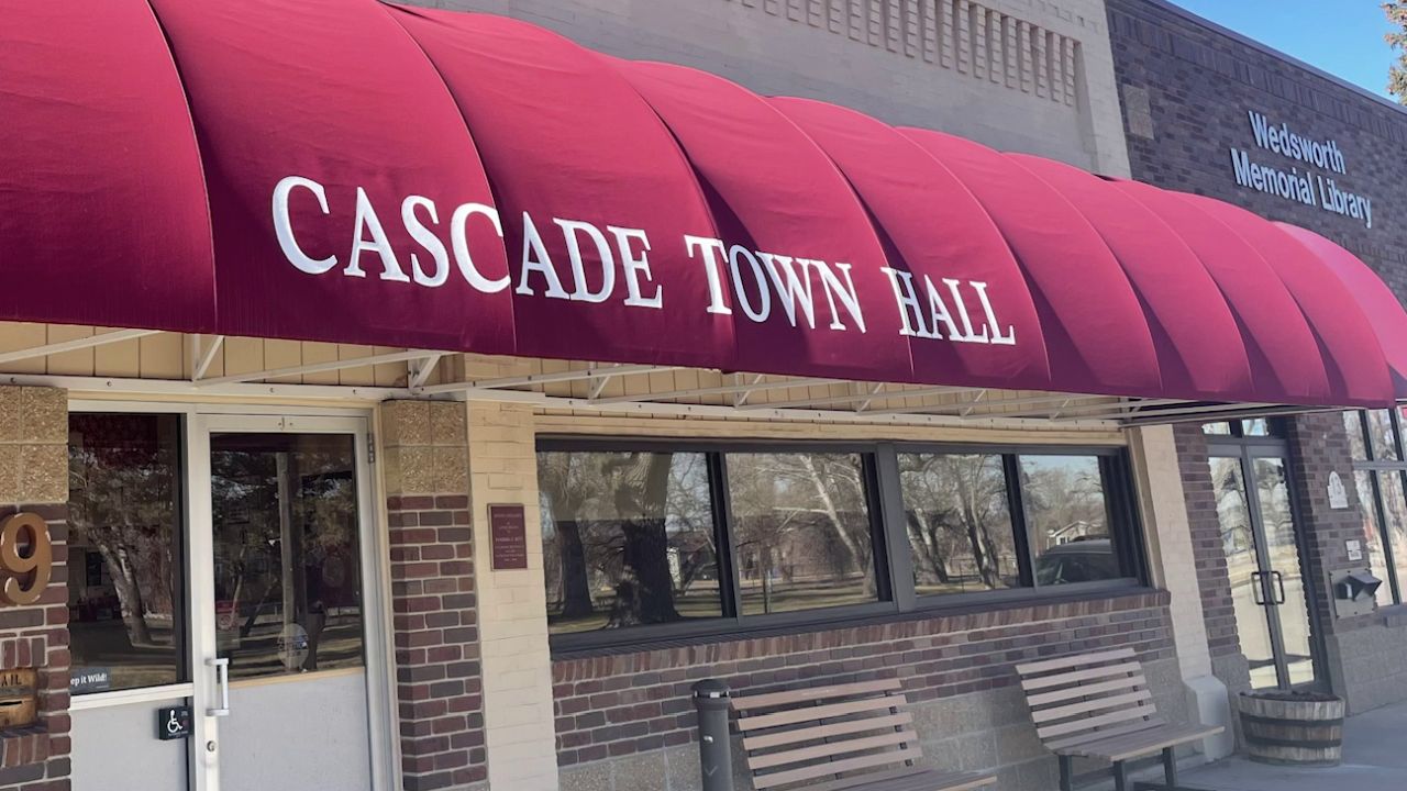 Cascade, Montana town hall