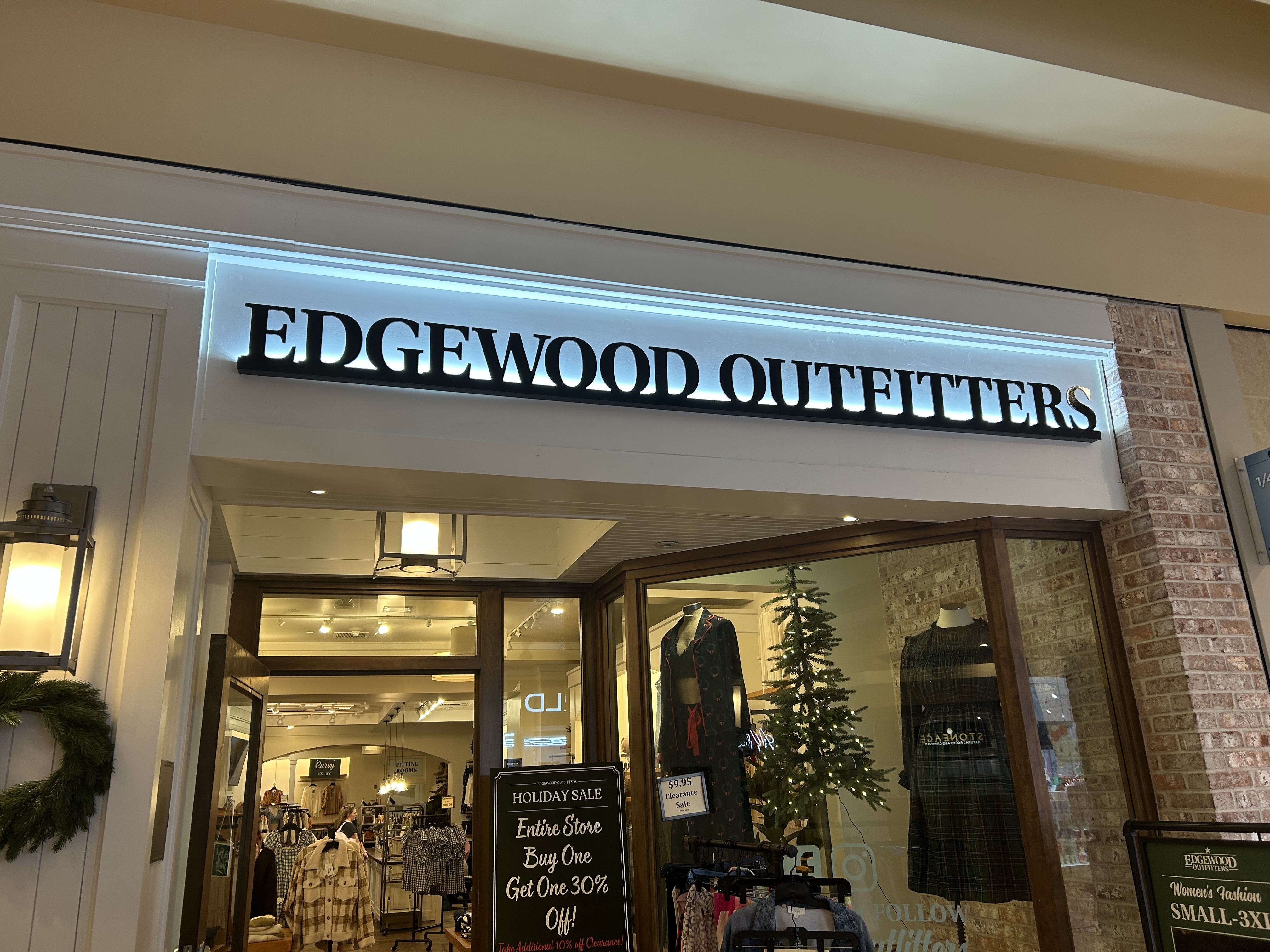 Edgewood Outfitters.jpeg