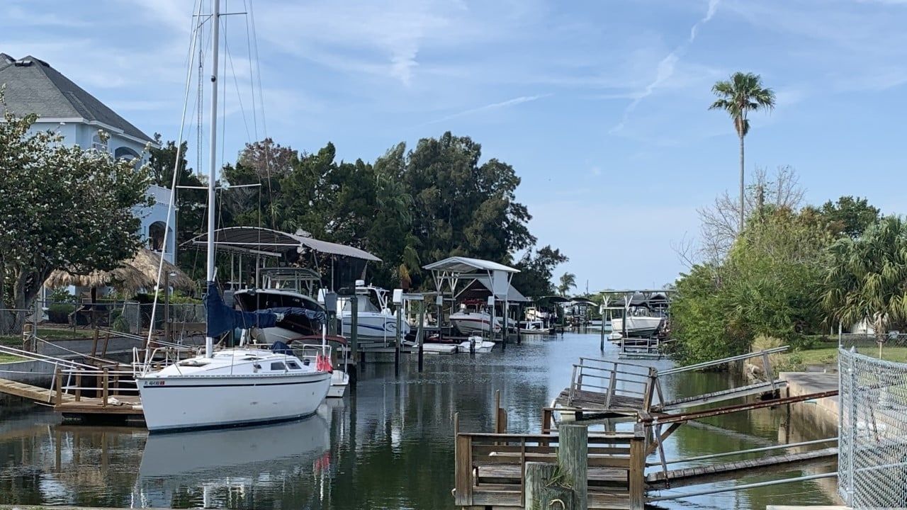 boat lift covers.jpg