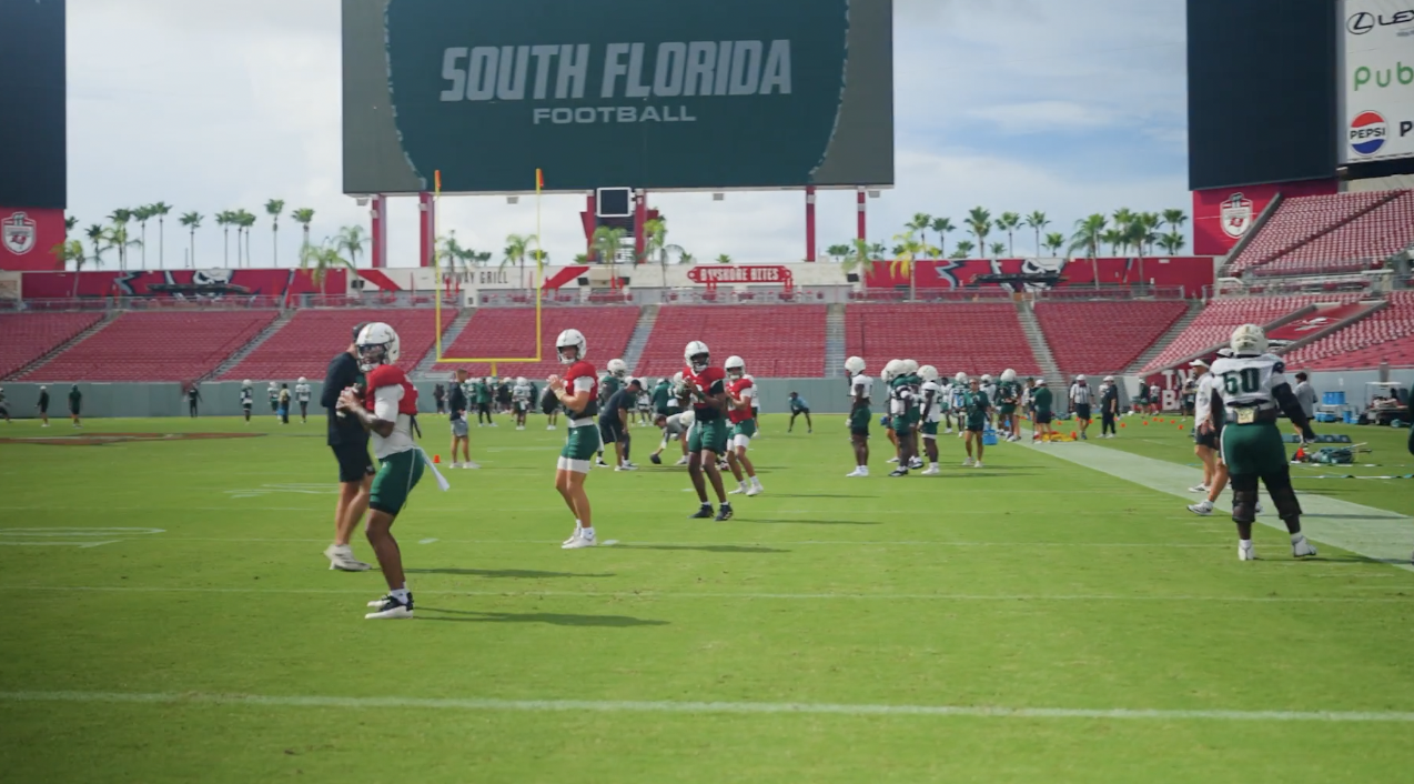 USF Football Ray J 2.png