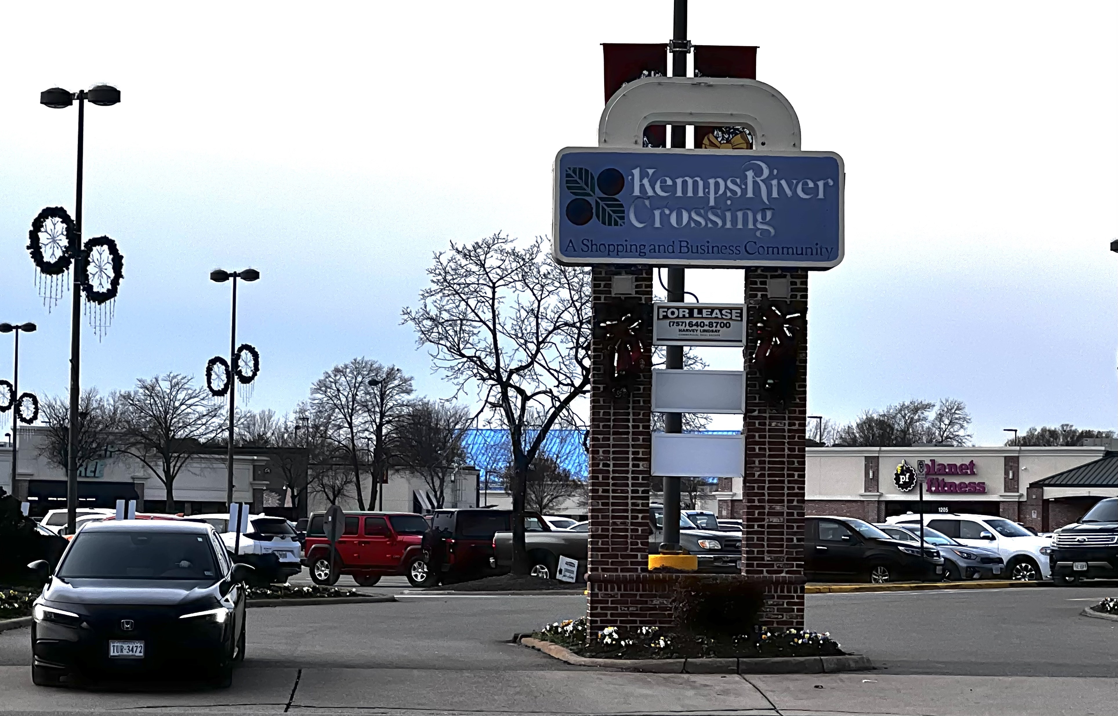 Kemps River Shopping Center