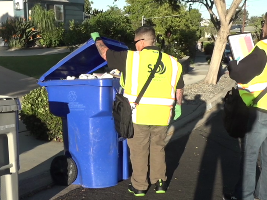 san_diego_trash_bin_lid_lifters_photo.png