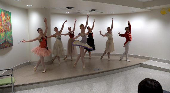 Lexington Ballet Company performs for young patients