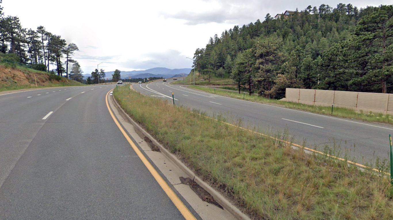 Evergreen residents push for safer roads on Evergreen parkway.png