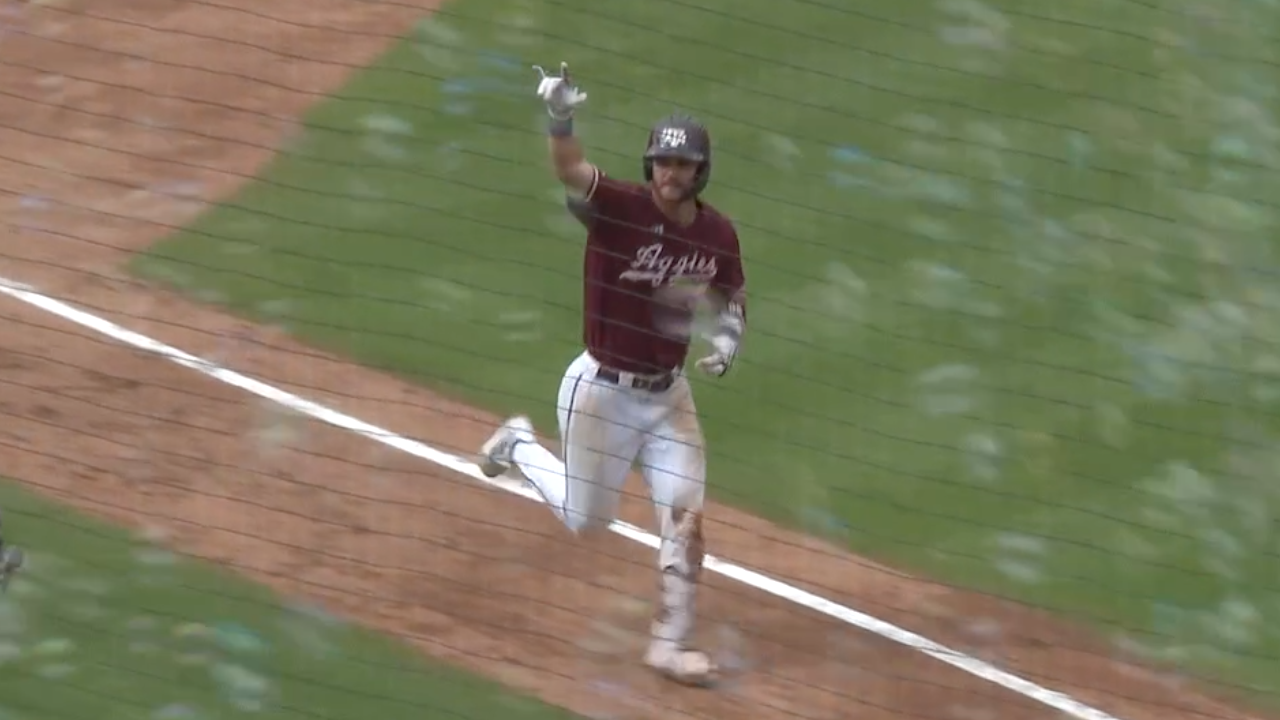 Gavin Grahovac rounding the bases
