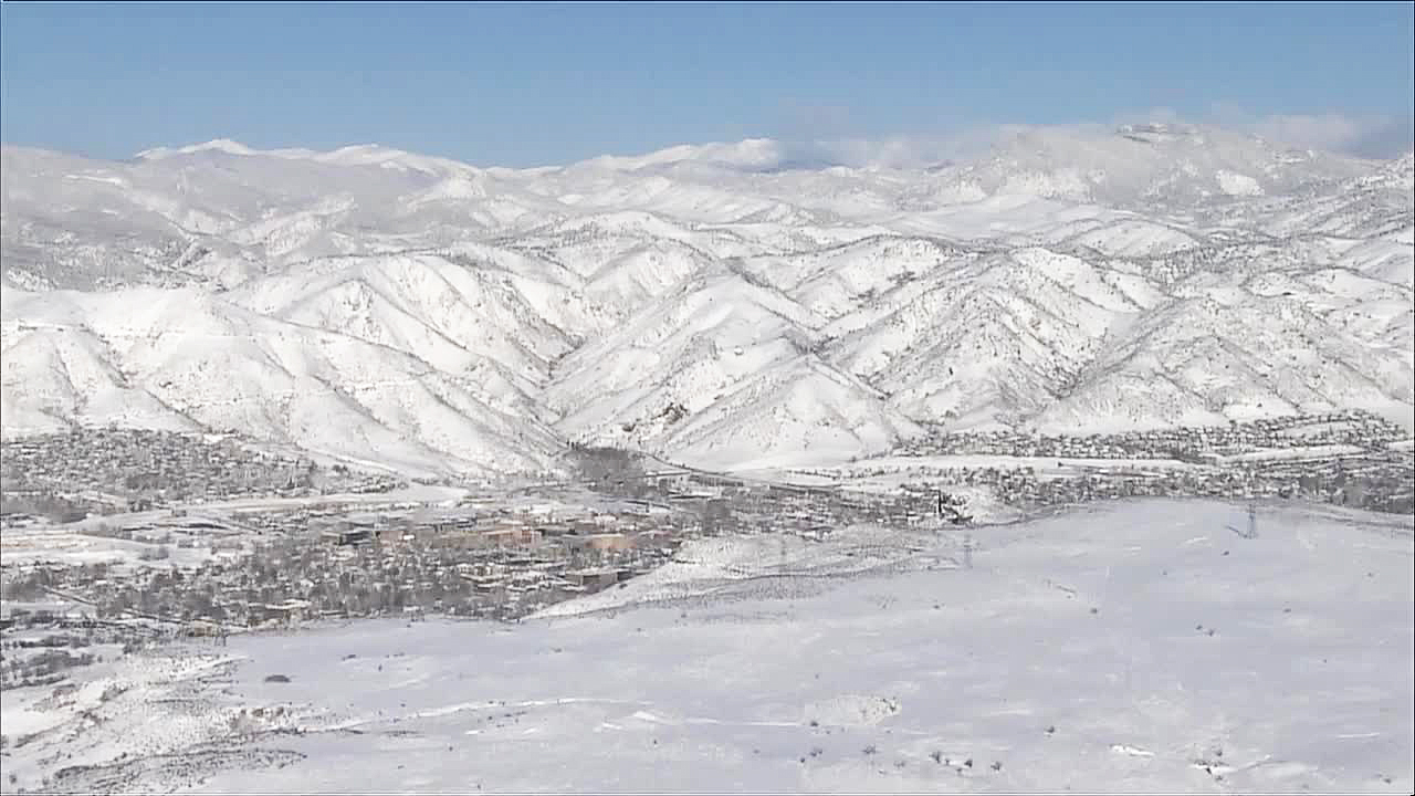 Snowy mountains_April 20 2021