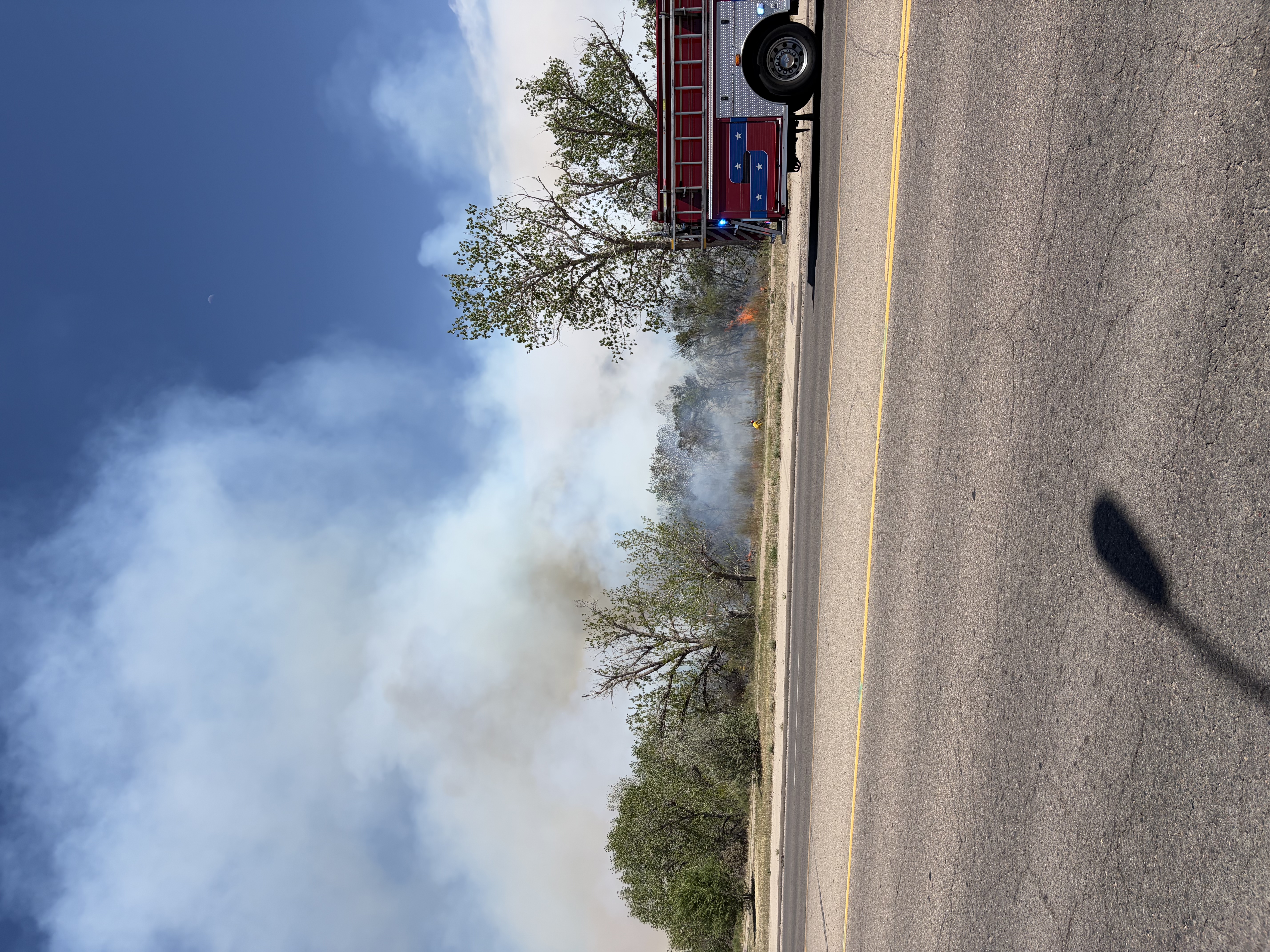 Pueblo Fire Responds to Fountain Creek Fire