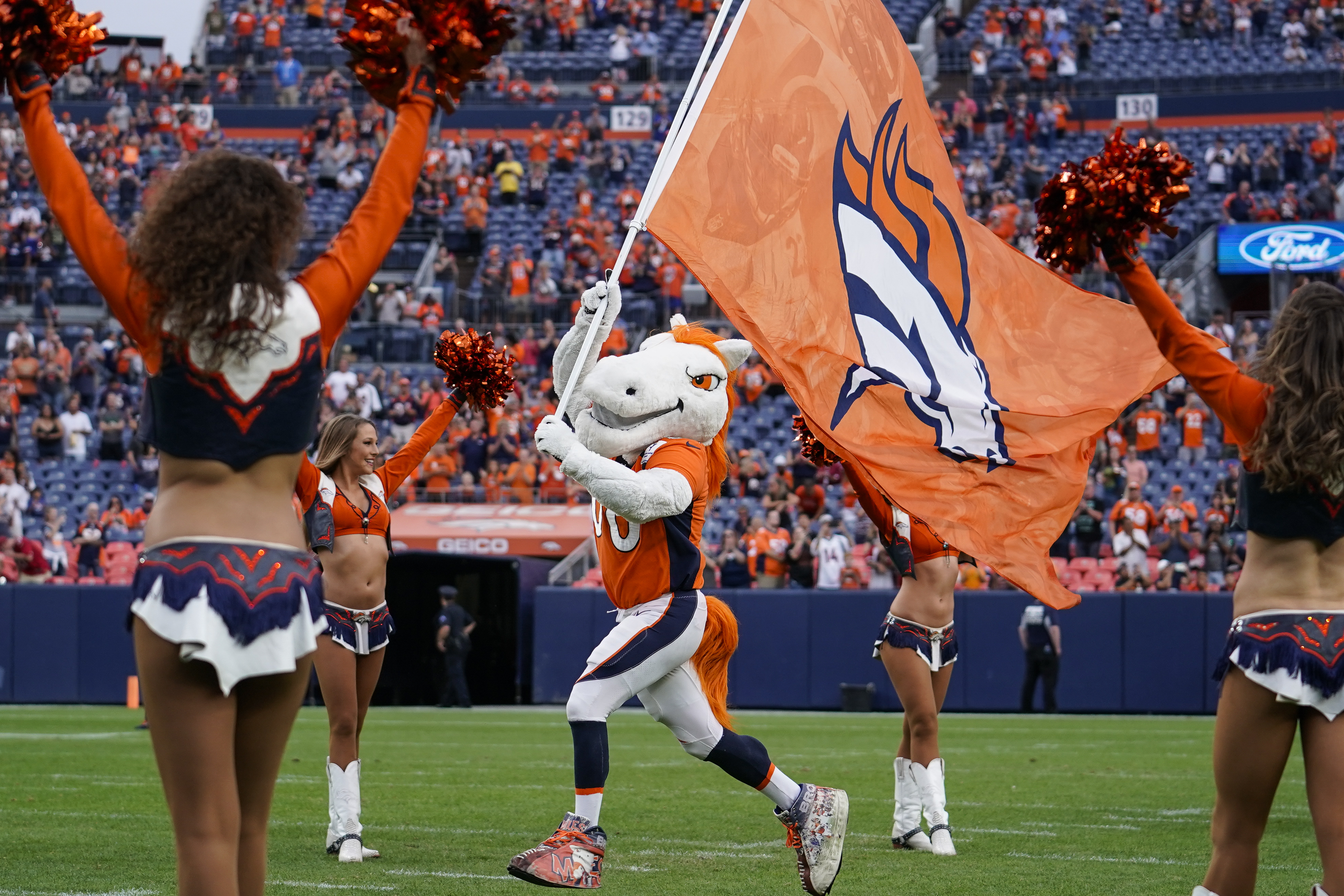 Cardinals Broncos Football