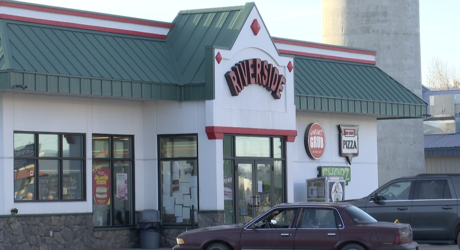 Riverside Concoco gas station, Hamilton