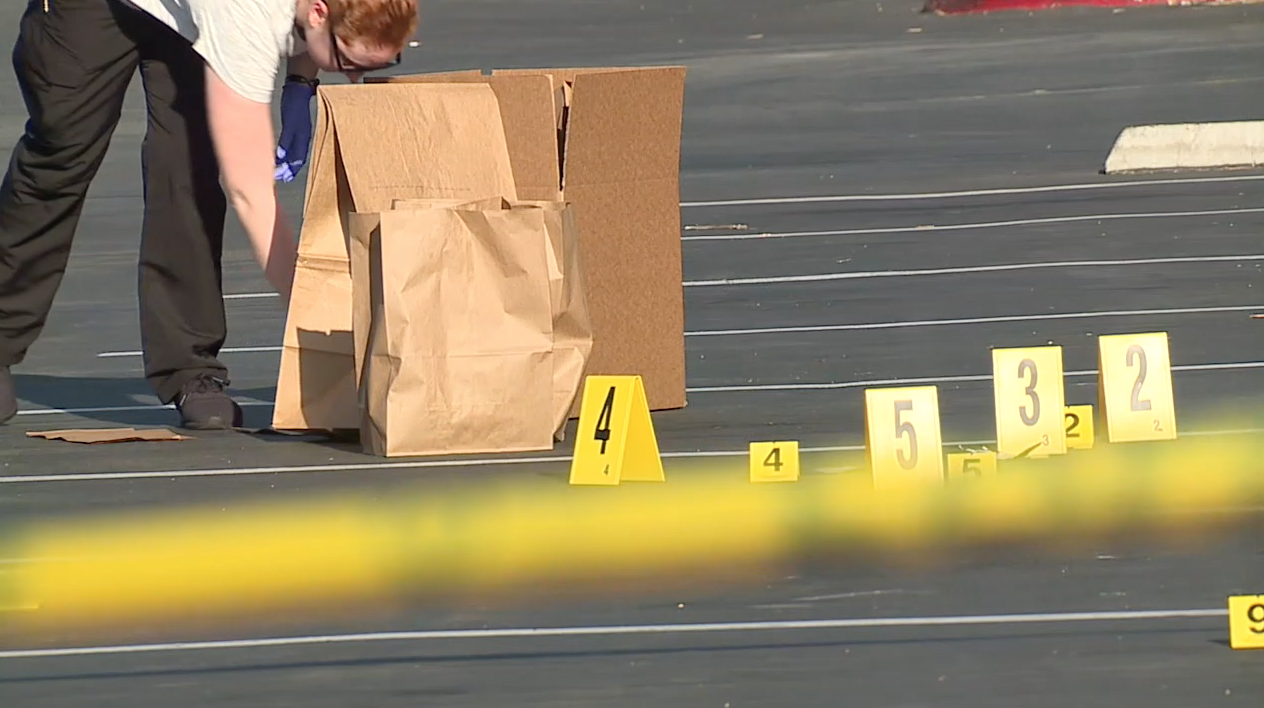 Police investigate deadly stabbing in Kearney Mesa