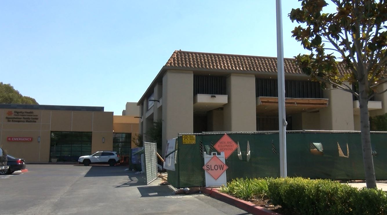 french hospital entrance construction.JPG