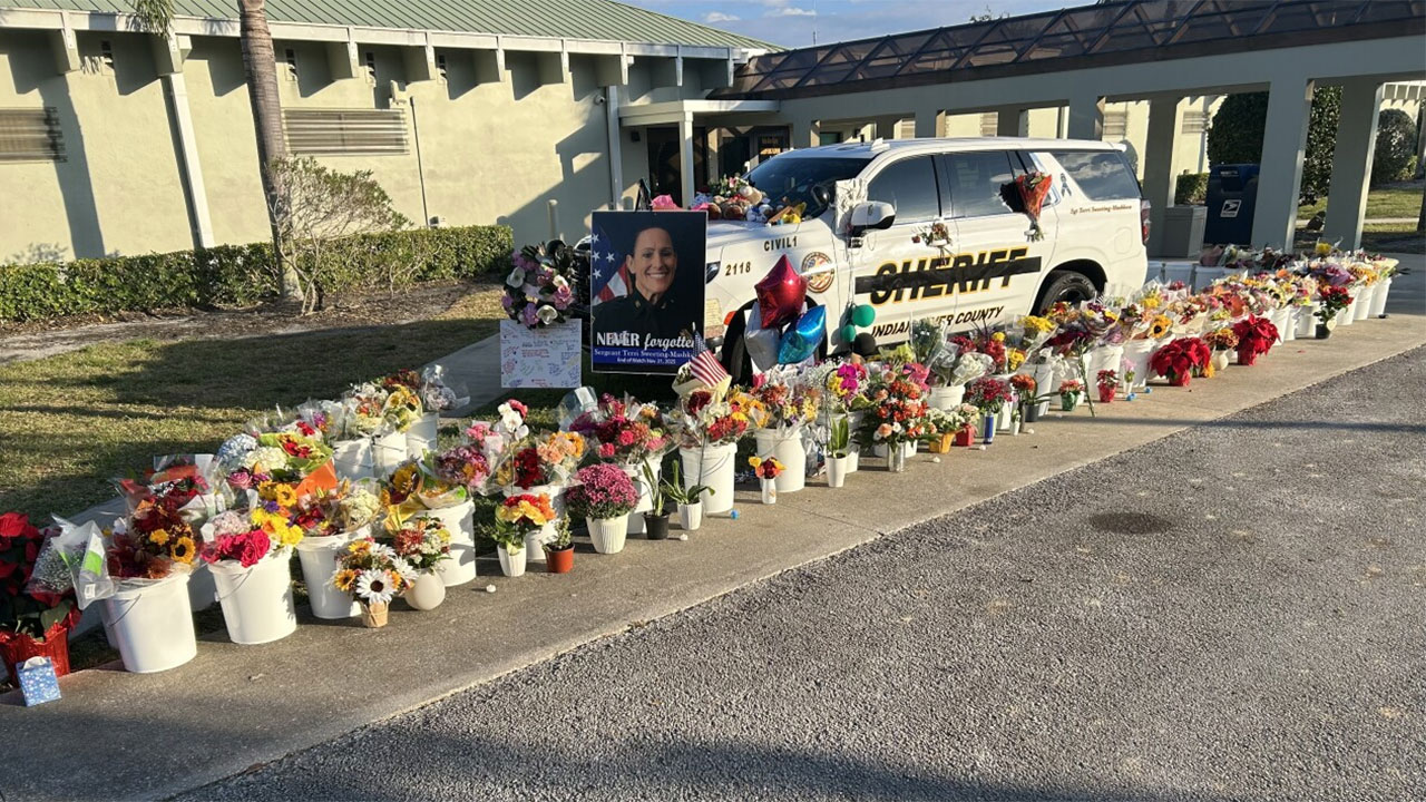 Terri Sweeting Mashkow memorial flowers.jpg