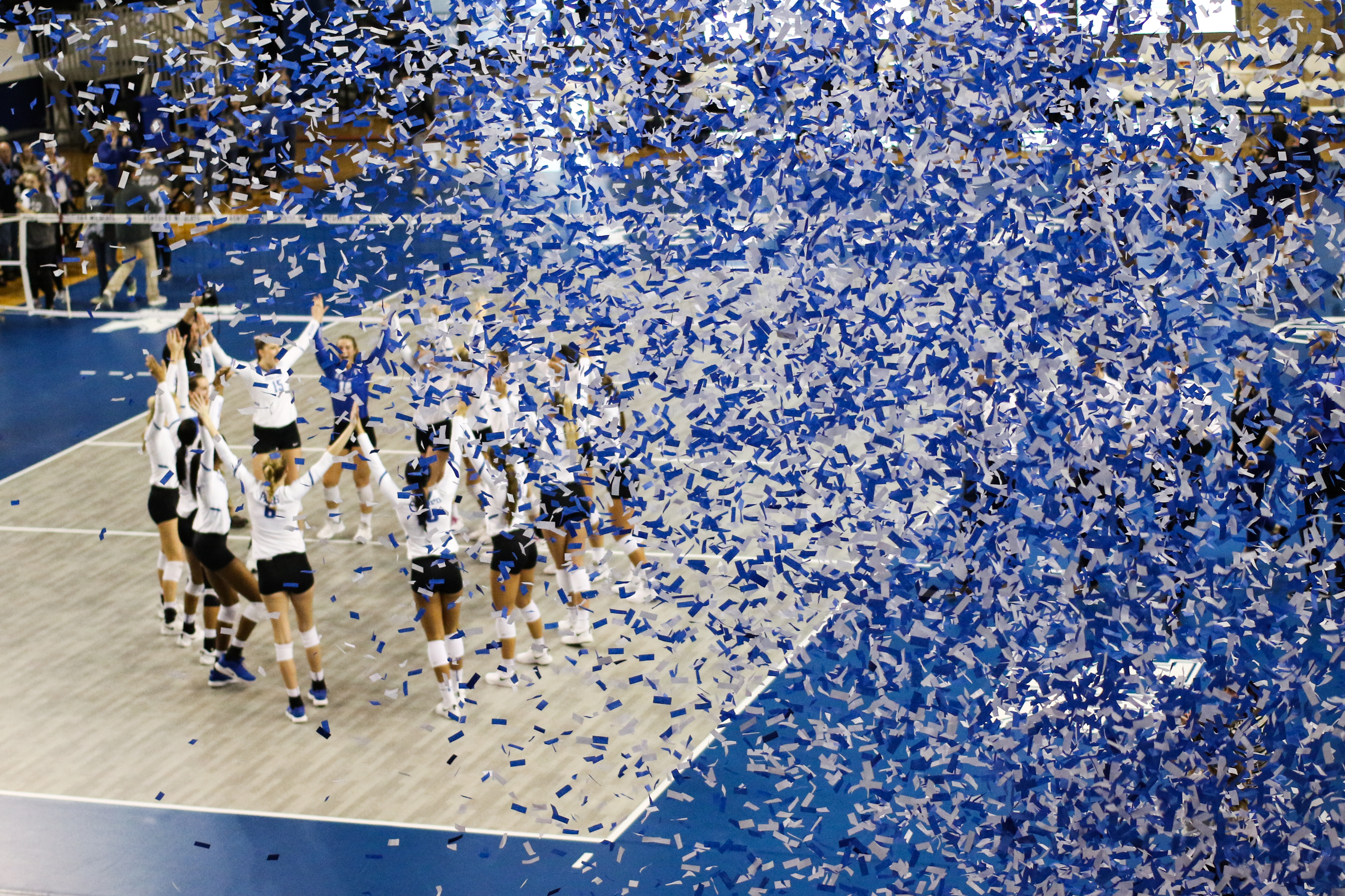 volleyball celebratio hmc