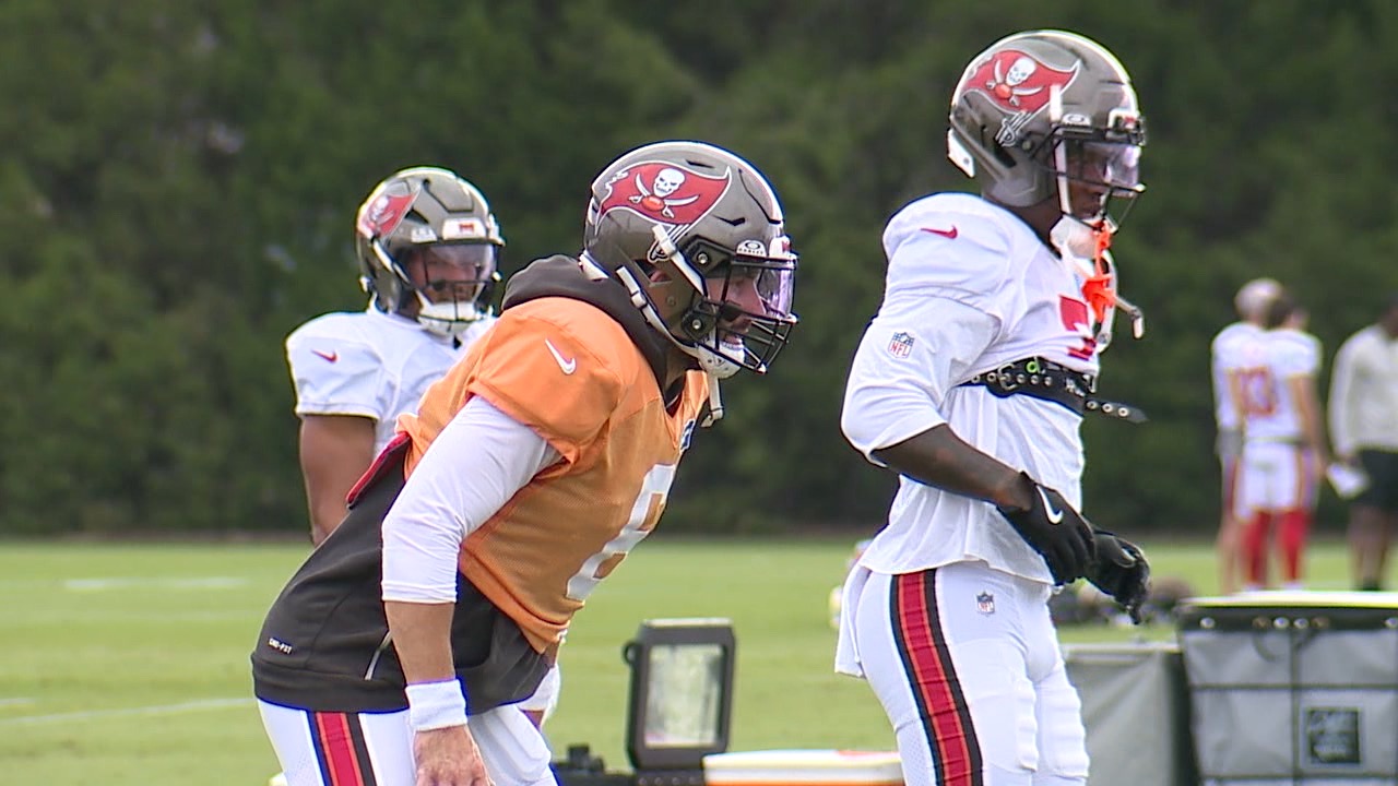 Bucs Mayfield.jpg
