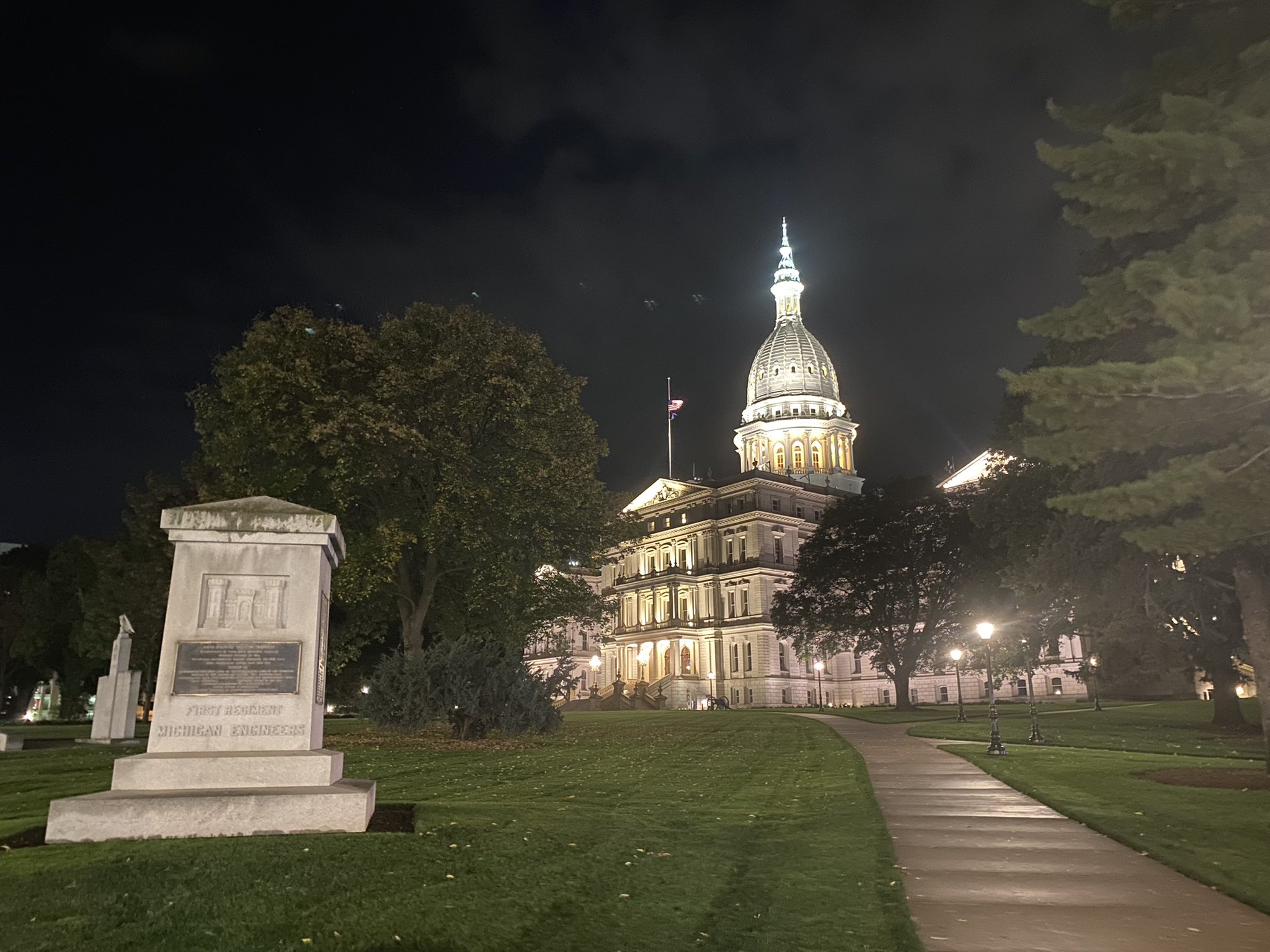 MICHIGAN STATE CAPITOL