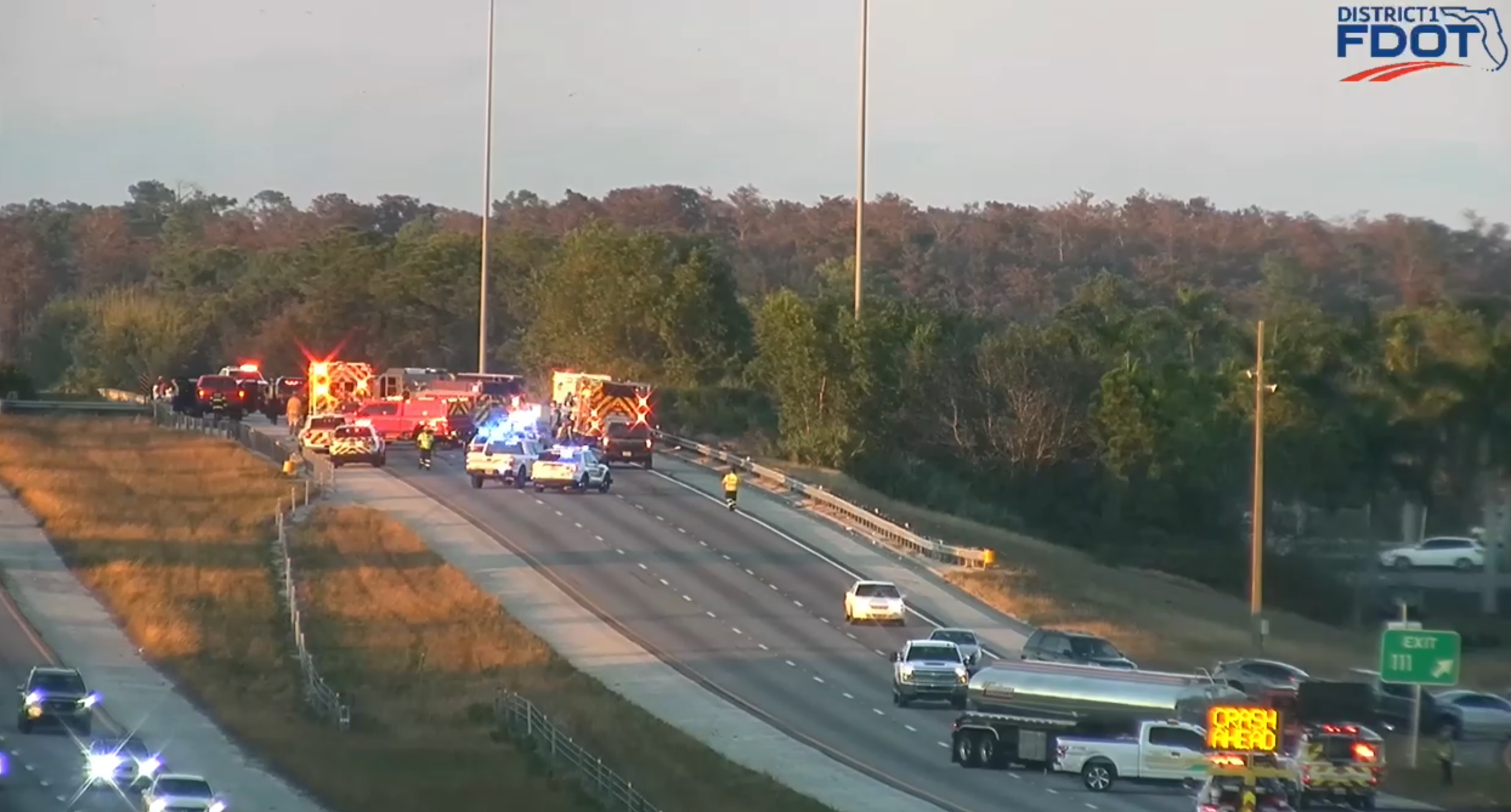 Crash shuts down all lanes