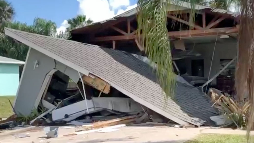wptv-car-into-house-.jpg