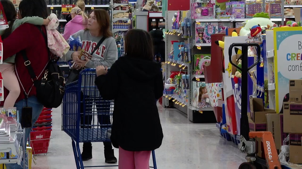 holiday shopping .jpg